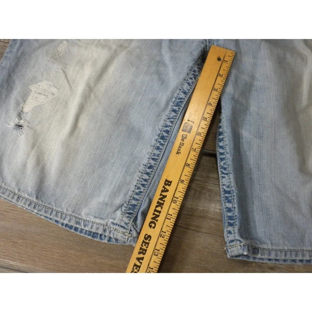 BKE Derek Jean Shorts Mens 42 Blue Denim Distressed Light Wash Relaxed Grunge